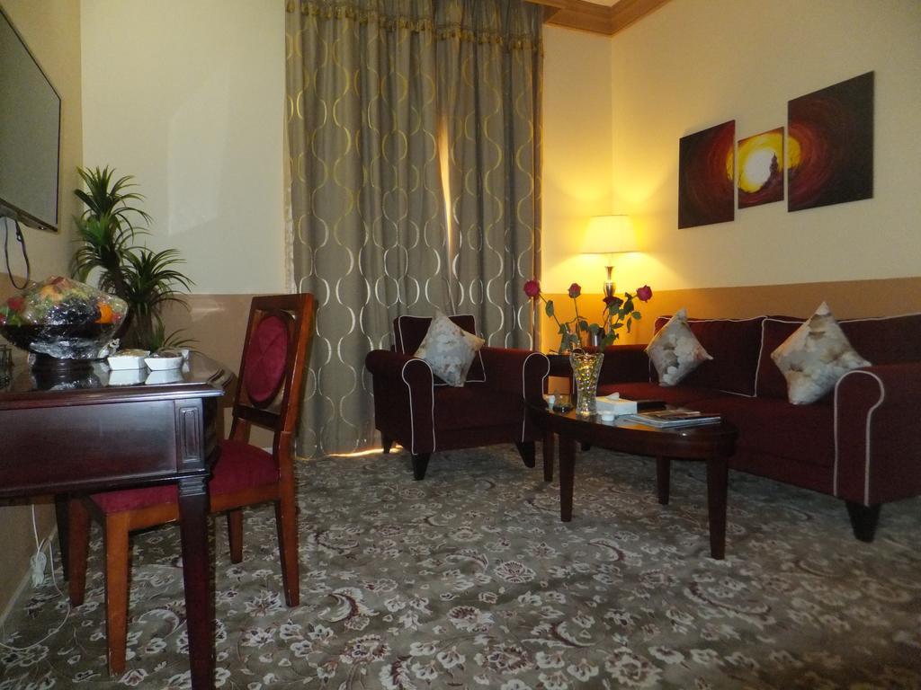 City Hotel Ras al-Khaimah Exterior foto